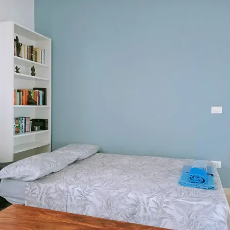 A 50 Mt Dal Mare Apartment