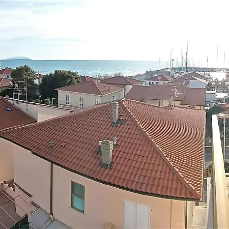A 50 Mt Dal Mare *