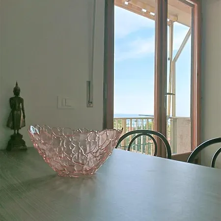 A 50 Mt Dal Mare Apartment Rosignano Solvay