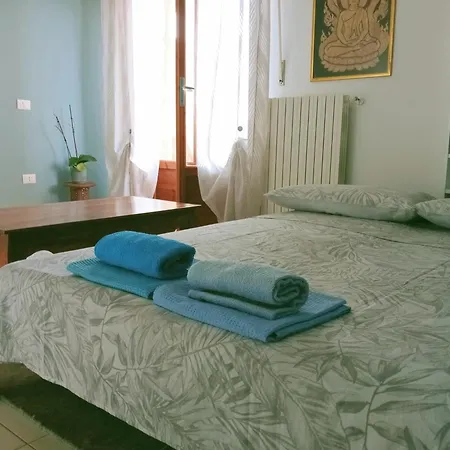 A 50 Mt Dal Mare Apartment Rosignano Solvay